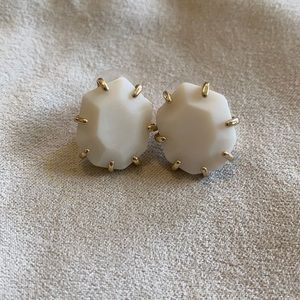 Kendra Scott white Morgan stud